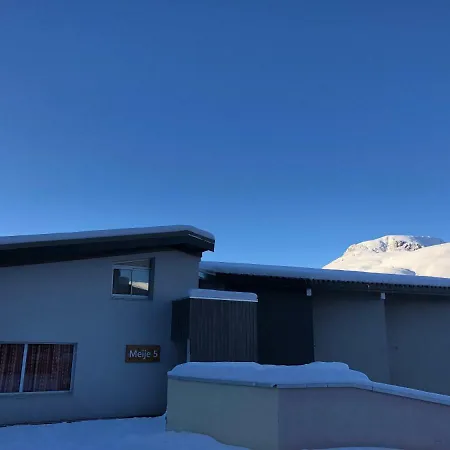 L'ansloboys Montagne A2 Lägenhet