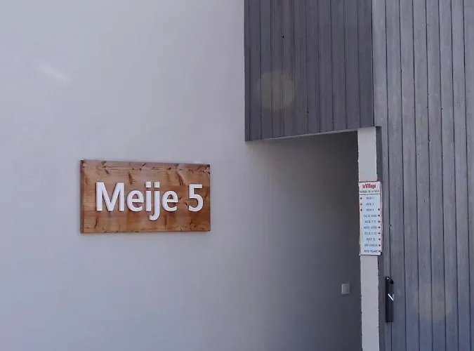 Lägenhet L'ansloboys Montagne A2